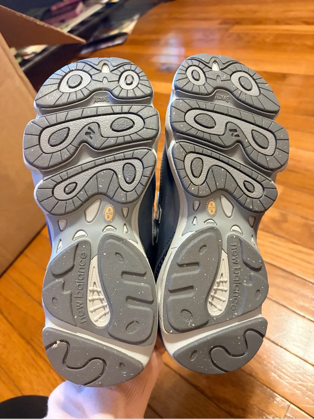 New Balance 1000 Kids Navy and Silver Running Sneakers
